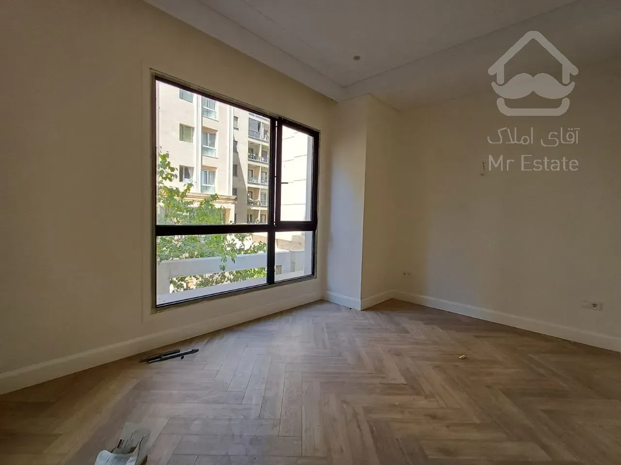 فروش آپارتمان ۴۵۰ متری در زعفرانیه