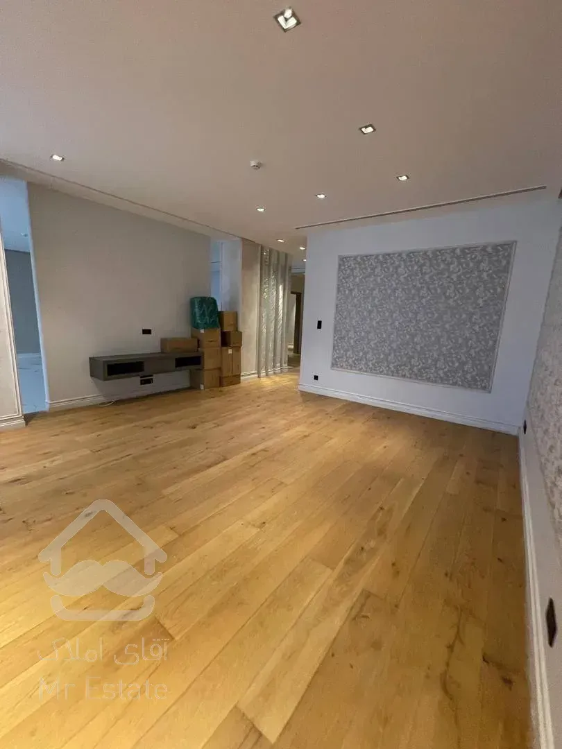 رهن برج مدرن ۳۷۵ متری در زعفرانیه