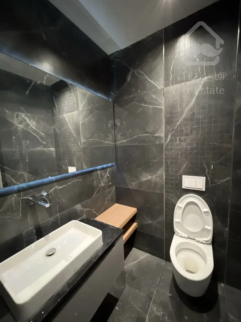 فروش آپارتمان ۱۸۰ متری در محمودیه