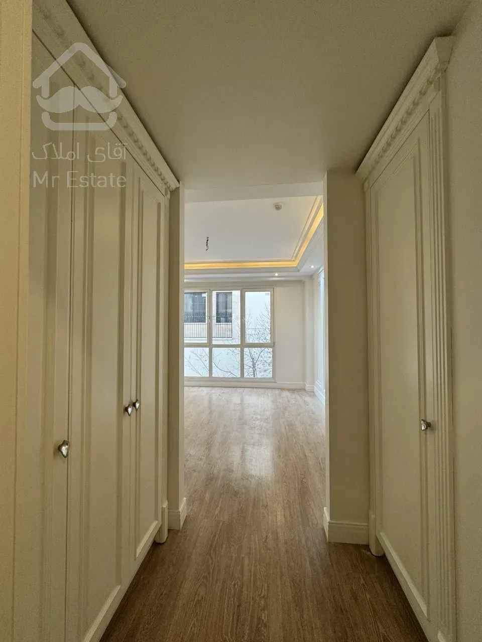 فروش آپارتمان ۲۵۰ متری در محمودیه