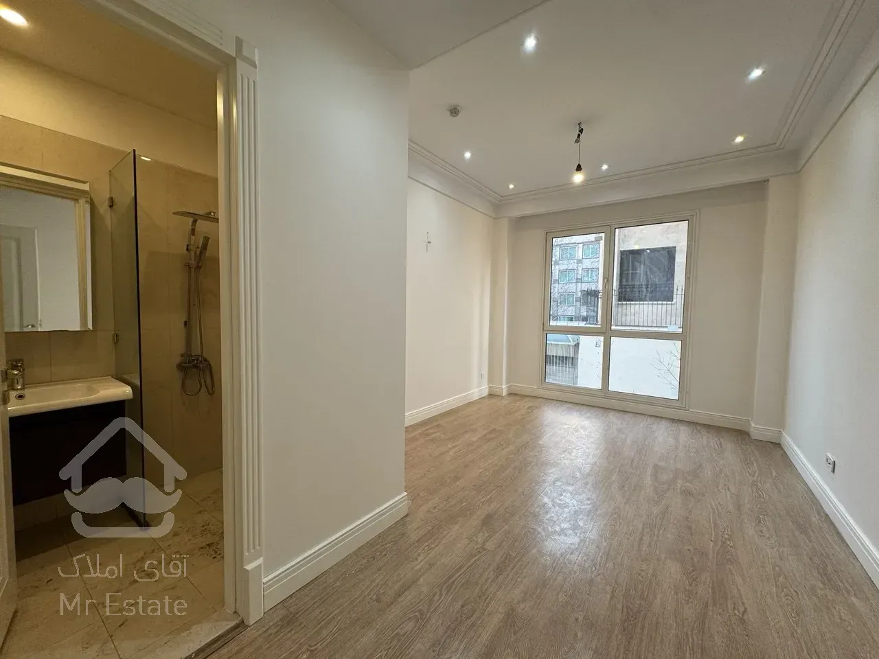 فروش آپارتمان ۲۵۰ متری در محمودیه