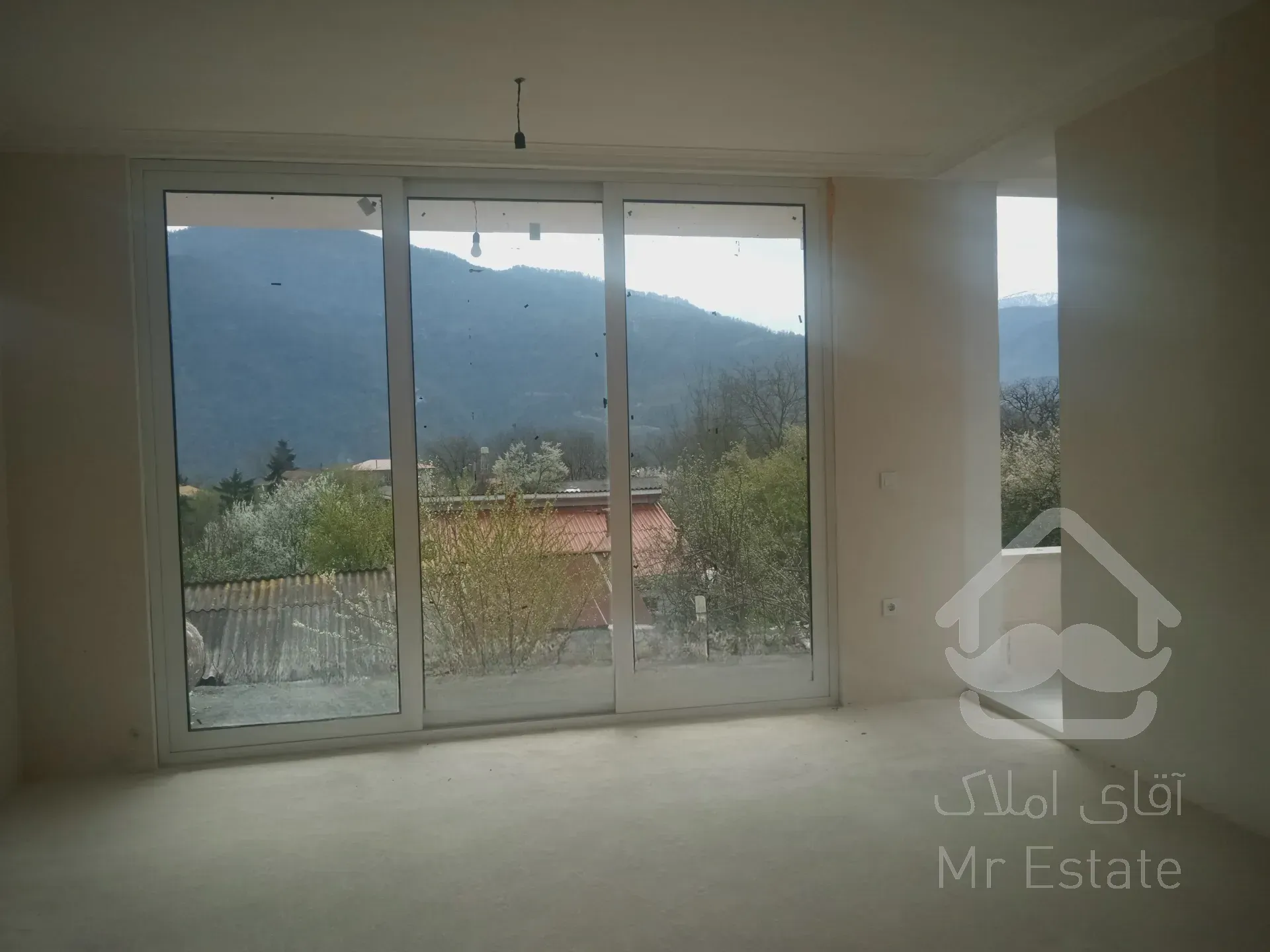 خونه ییلاقی ۳ طبقه