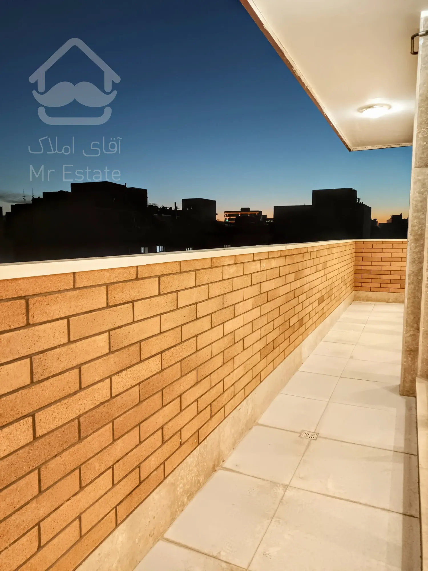 واحد لوکس 160 متر طبقه2 پاستور/ سجادیه/ شریعتی