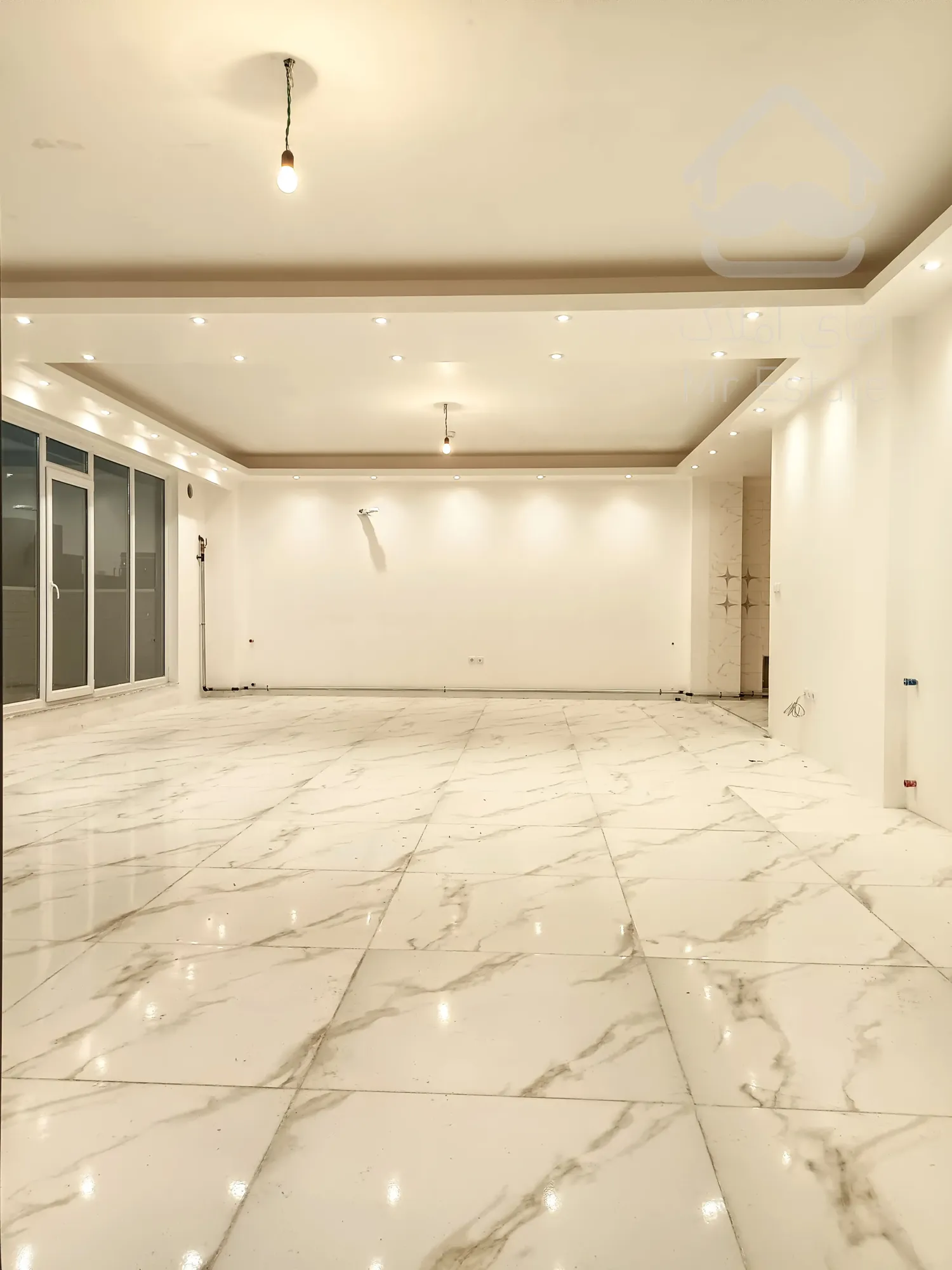 واحد لوکس 160 متر طبقه2 پاستور/ سجادیه/ شریعتی