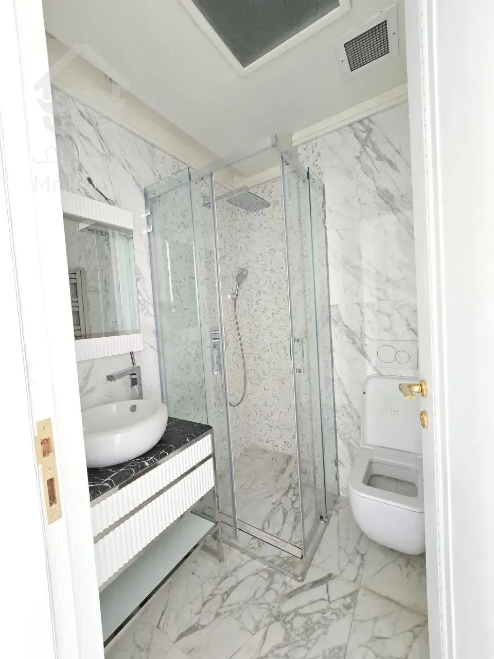 رهن برج باغ ۲۴۳ متری در ولنجک