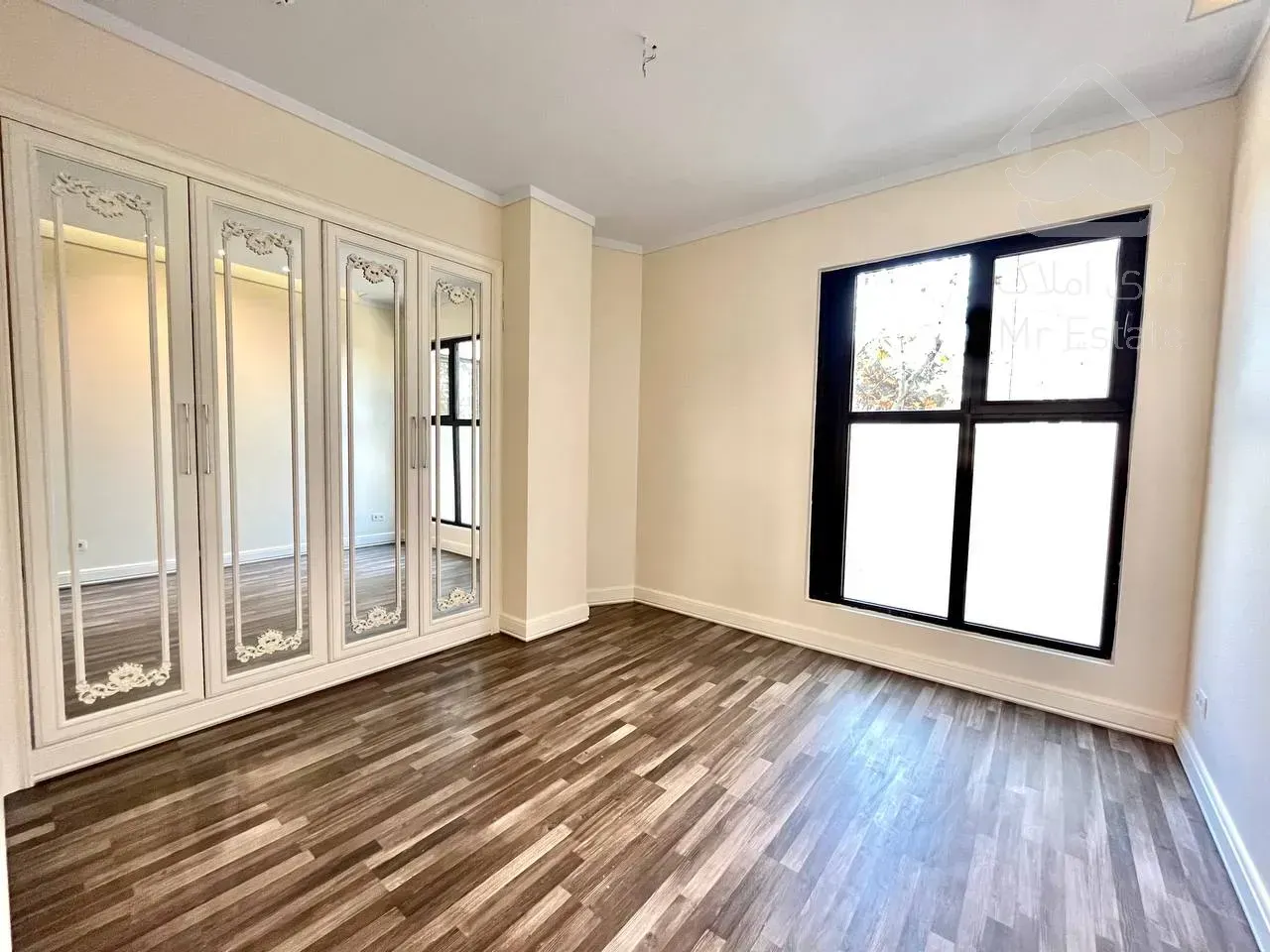 فروش آپارتمان ۲۱۱ متری در زعفرانیه