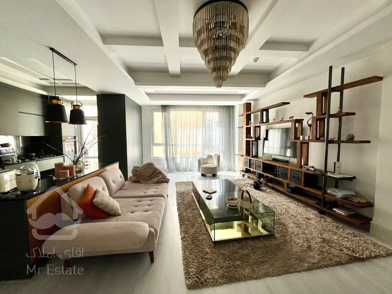 فروش آپارتمان ۱۳۵ متری در زعفرانیه