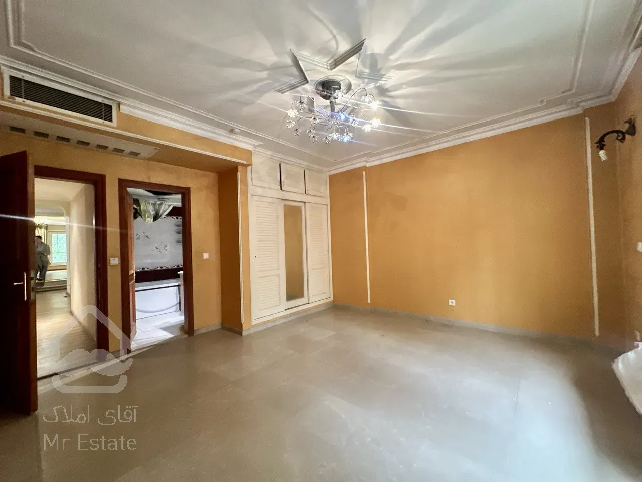 فروش آپارتمان ۲۵۸ متری در زعفرانیه