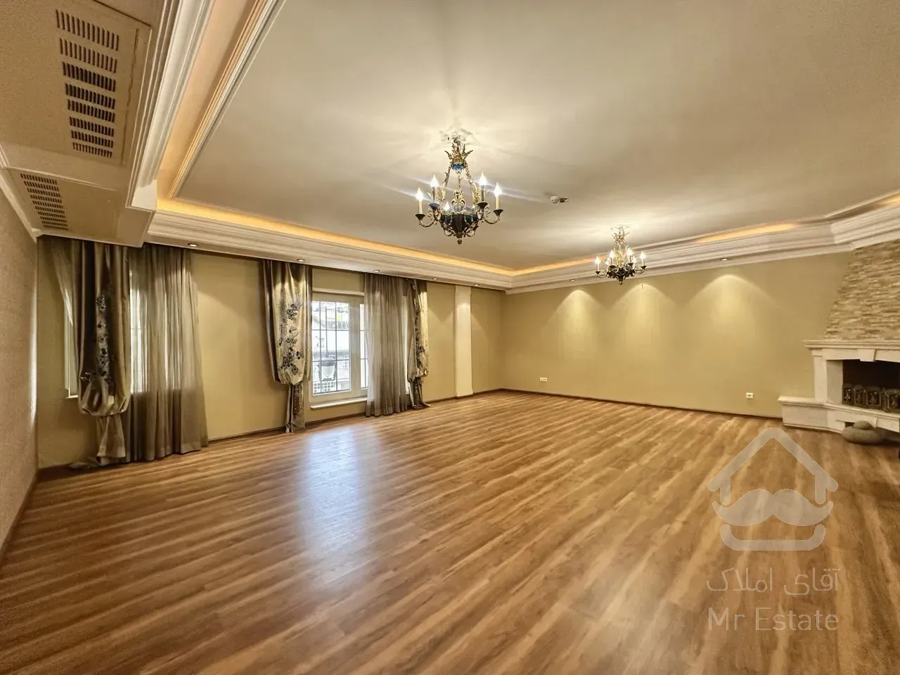 فروش آپارتمان ۲۵۸ متری در زعفرانیه