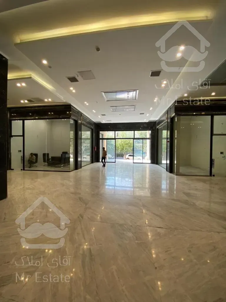 ۱۹ متر تجاری طبقه همکف جنب مترو