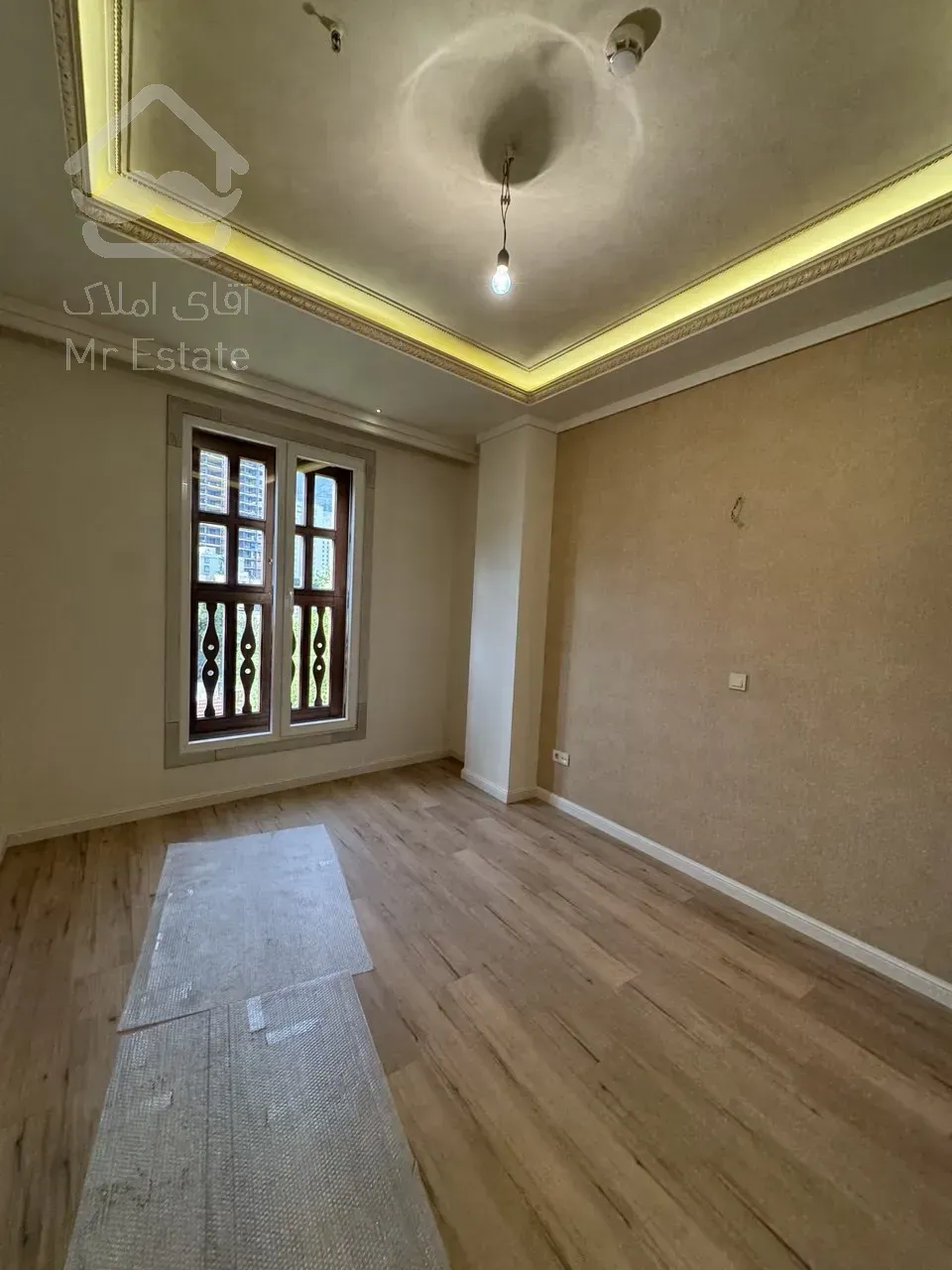 فروش آپارتمان ۱۵۷ متری در زعفرانیه