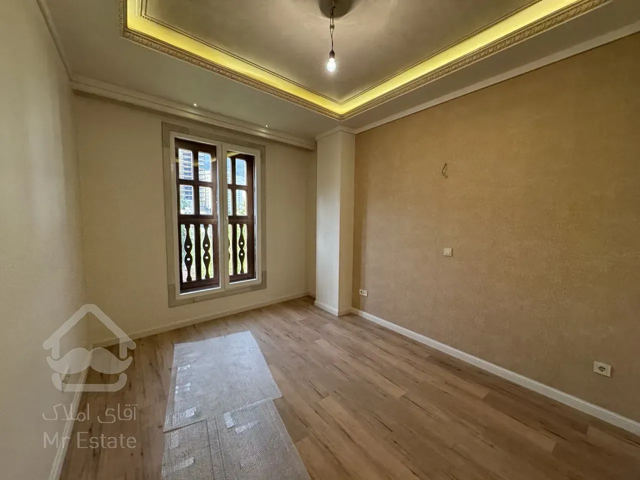 فروش آپارتمان ۱۵۷ متری در زعفرانیه