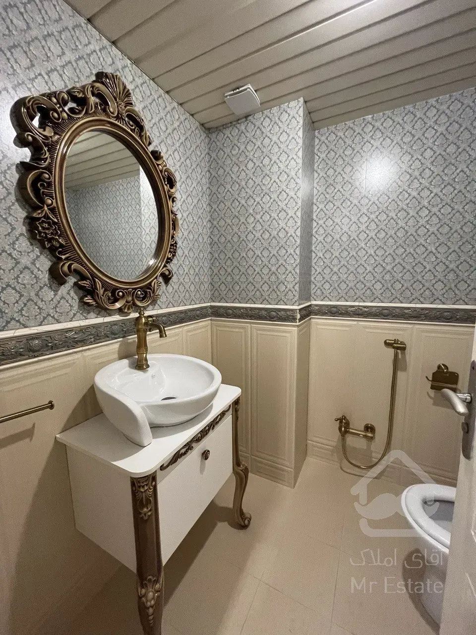 فروش آپارتمان ۱۱۵ متری در زعفرانیه