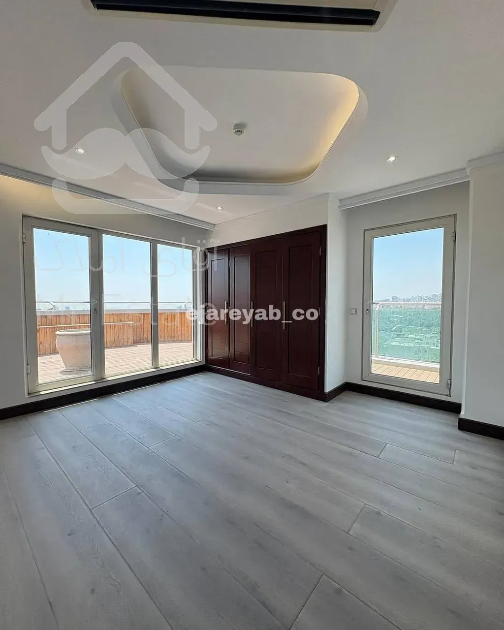 رهن برج ۲۶۰ متری در محمودیه