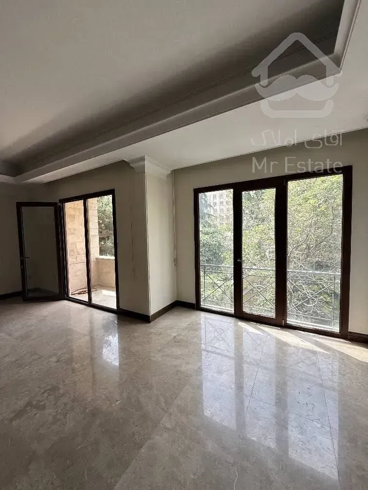 رهن آپارتمان ۲۲۰ متری در زعفرانیه