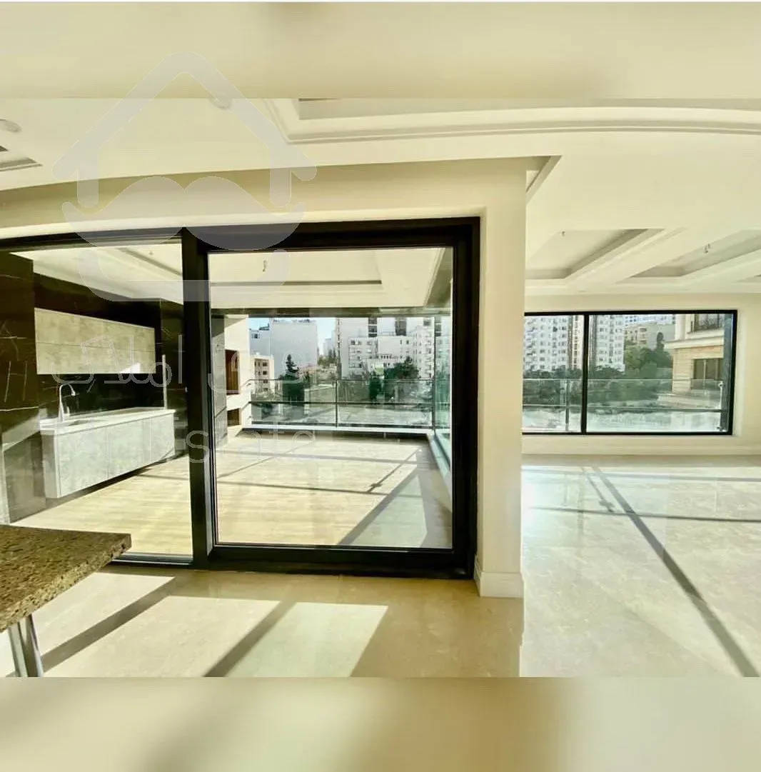 فروش آپارتمان ۲۸۰ متری در زعفرانیه