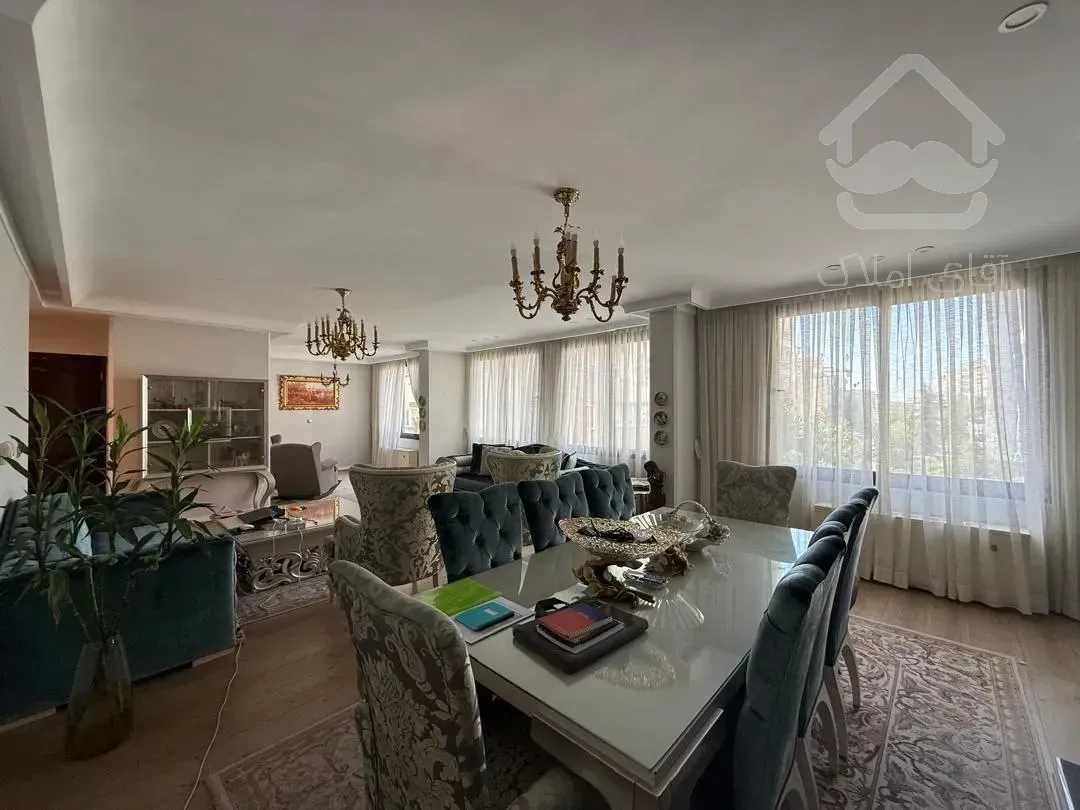 اجاره آپارتمان ۱۹۶ متری در زعفرانیه