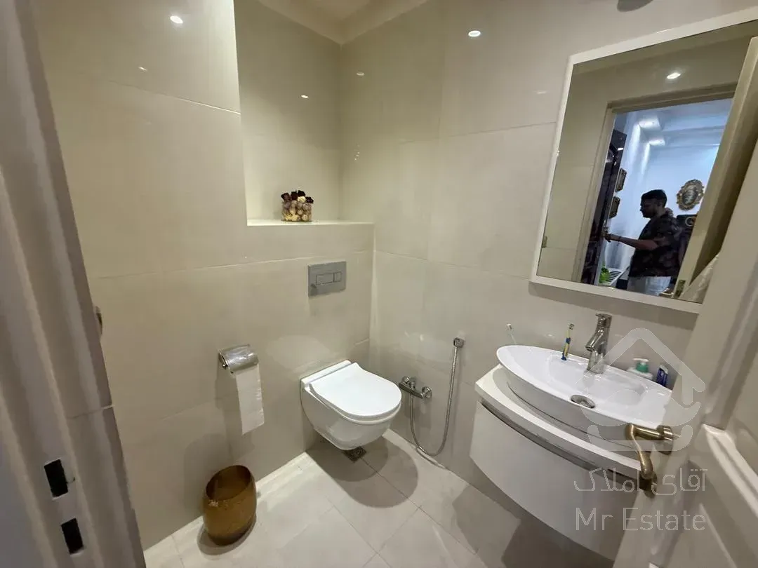 اجاره آپارتمان ۱۹۶ متری در زعفرانیه