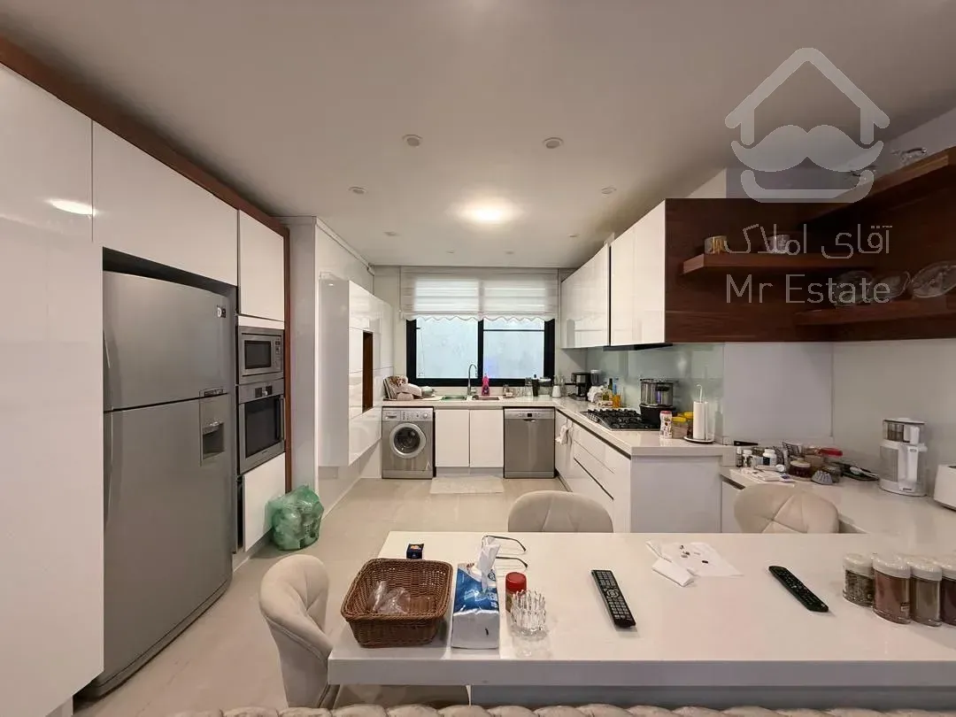 اجاره آپارتمان ۱۹۶ متری در زعفرانیه