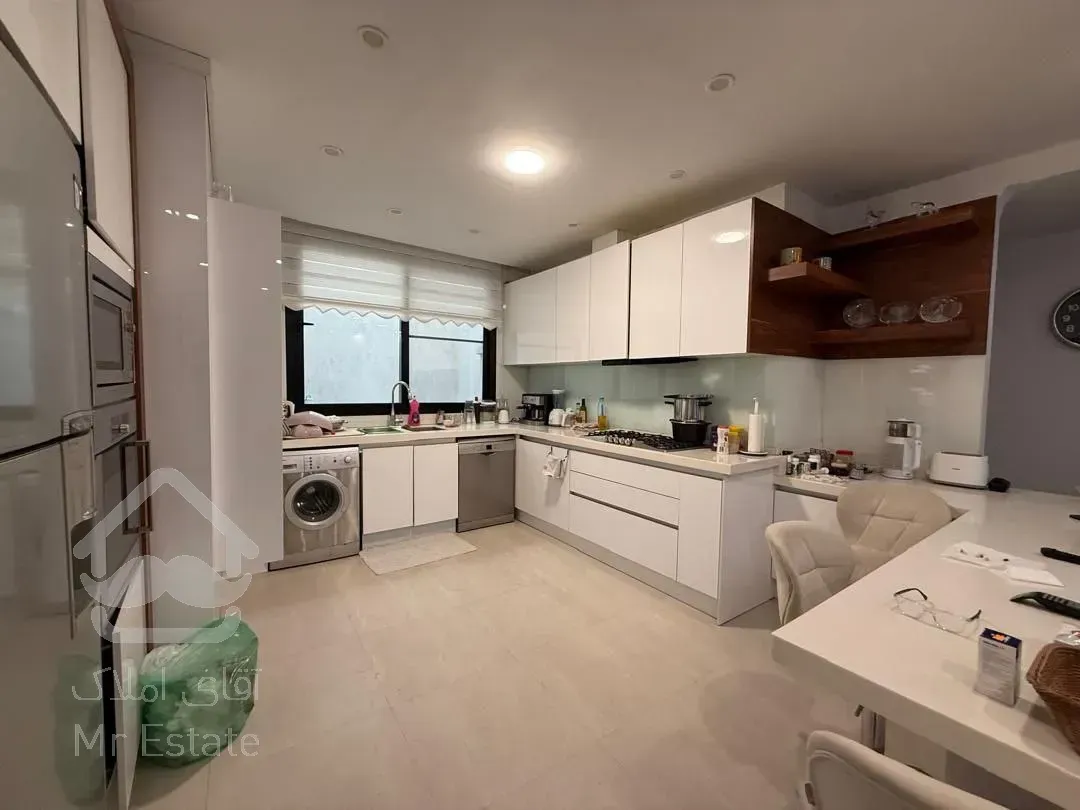 اجاره آپارتمان ۱۹۶ متری در زعفرانیه