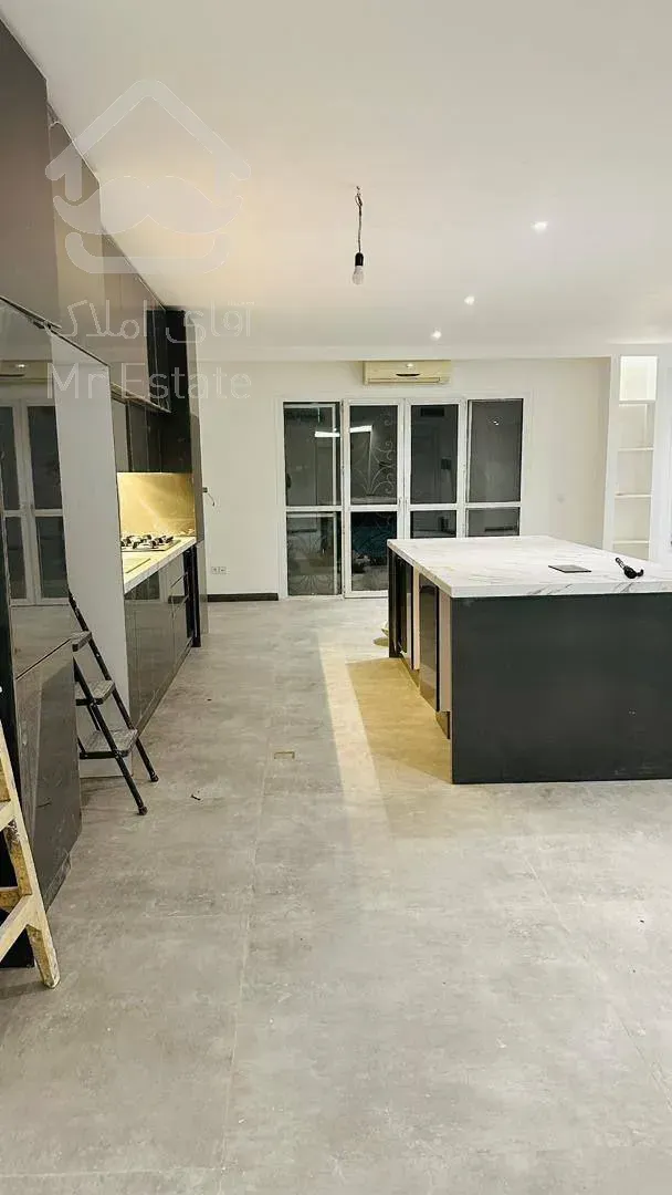 اجاره آپارتمان ۲۲۰ متری در زعفرانیه