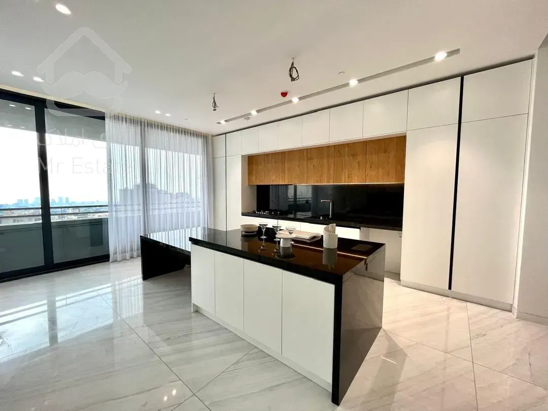 رهن آپارتمان ۲۸۰ متری در زعفرانیه