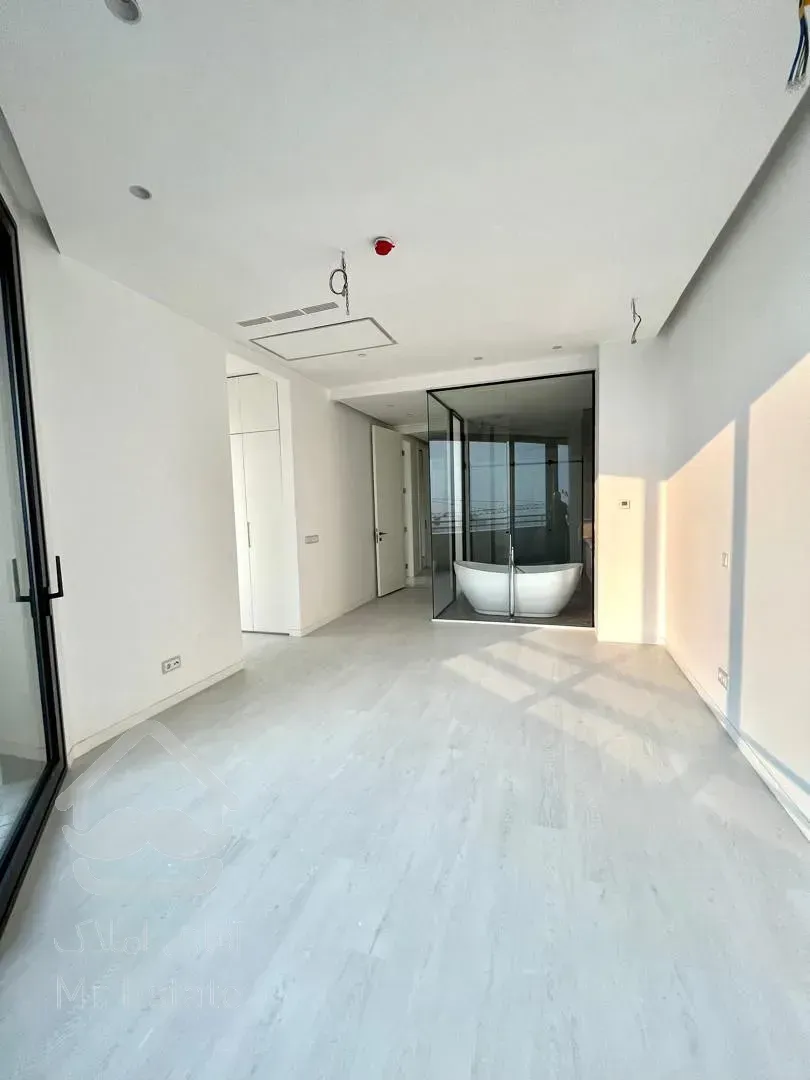 رهن آپارتمان ۲۸۰ متری در زعفرانیه