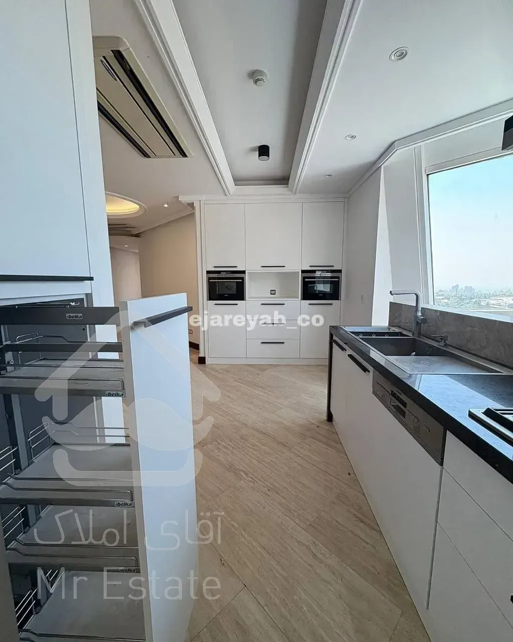 رهن برج باغ 260 متری در محمودیه