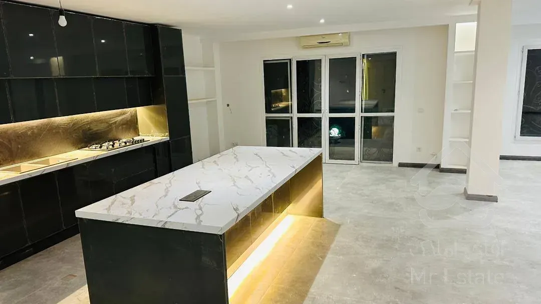 رهن آپارتمان ۲۲۰ متری در زعفرانیه