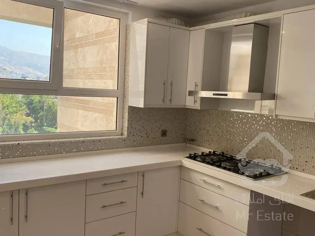 اجاره آپارتمان ۲۲۰ متری در زعفرانیه