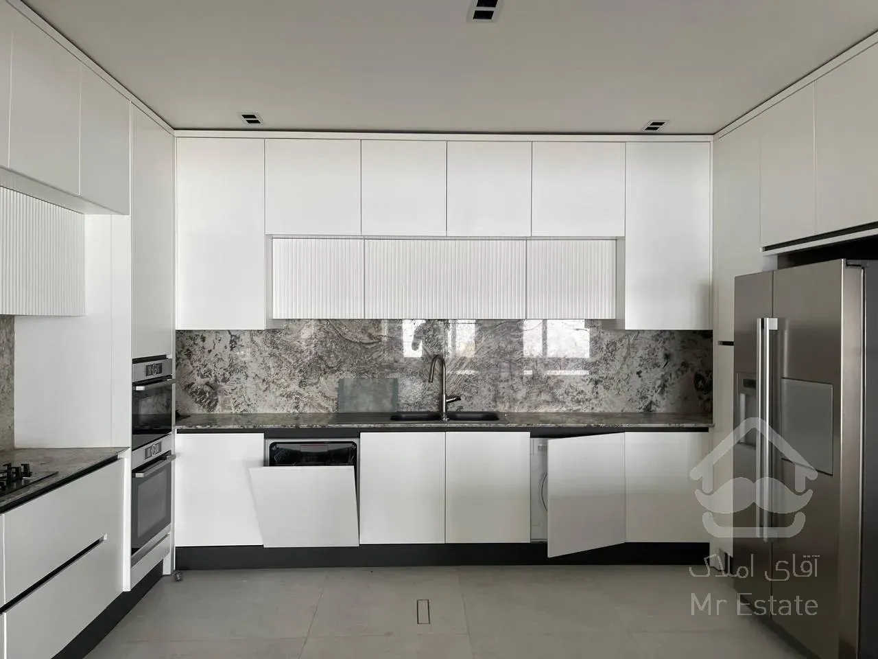 فروش آپارتمان ۱۹۶ متری در زعفرانیه