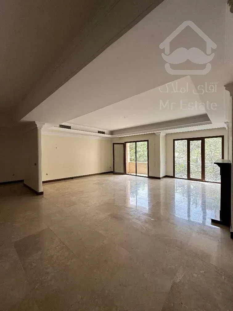 رهن آپارتمان ۲۲۰ متری در زعفرانیه