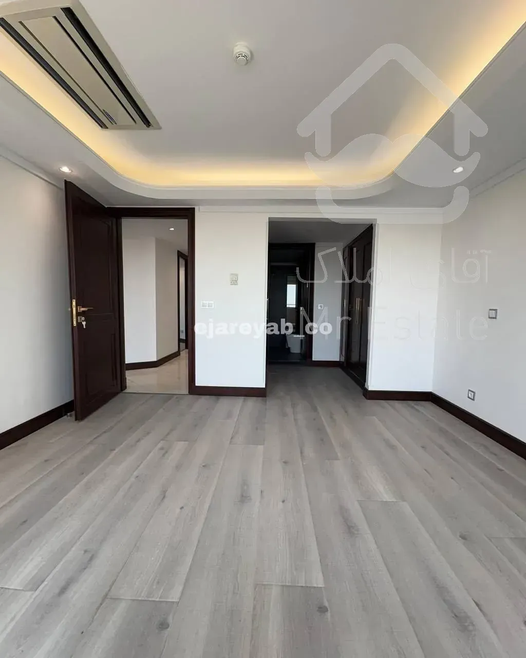 رهن برج باغ ۲۶۰ متری در محمودیه