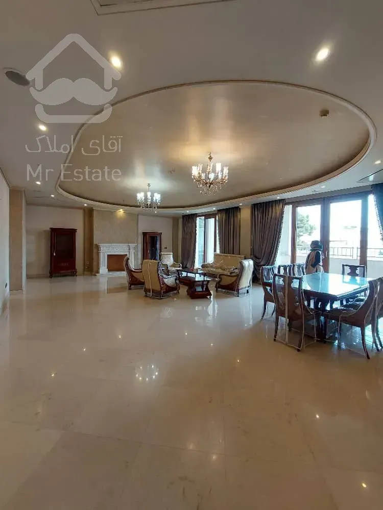 رهن آپارتمان ۳۳۰ متری در زعفرانیه