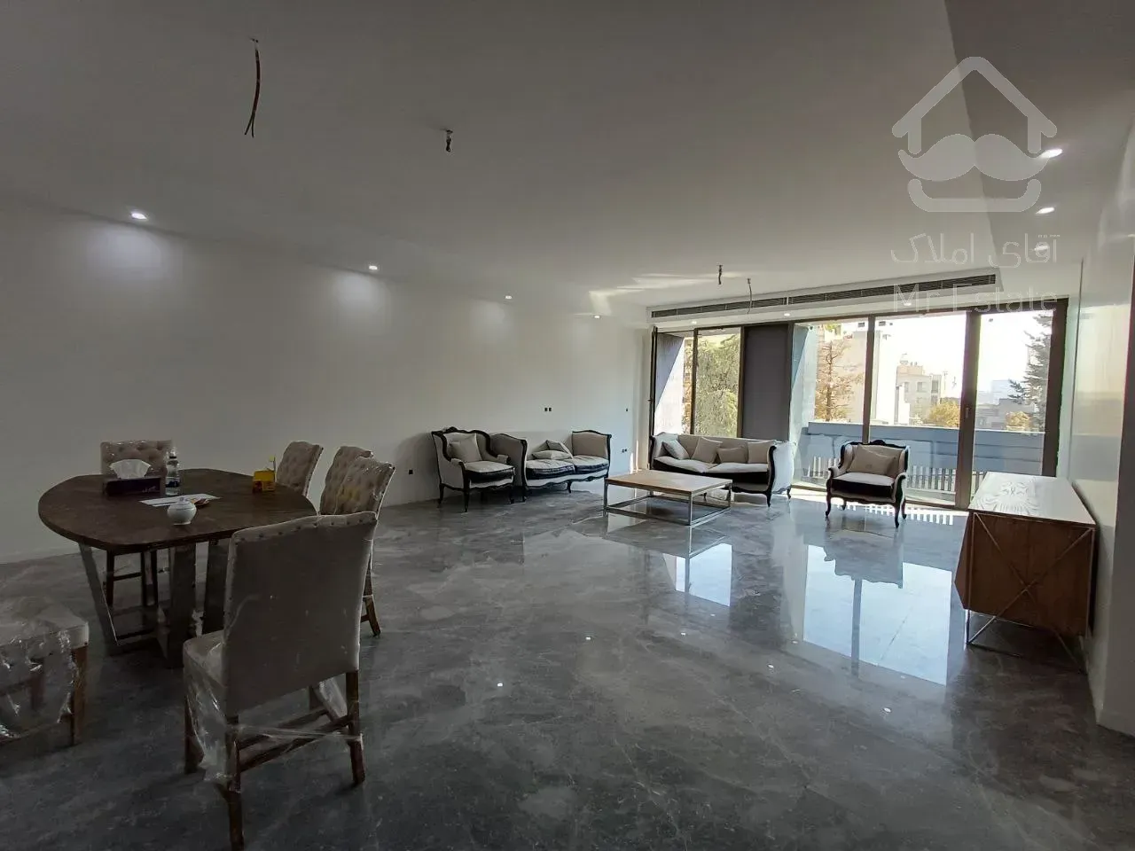 فروش آپارتمان ۲۵۰ متری در محمودیه