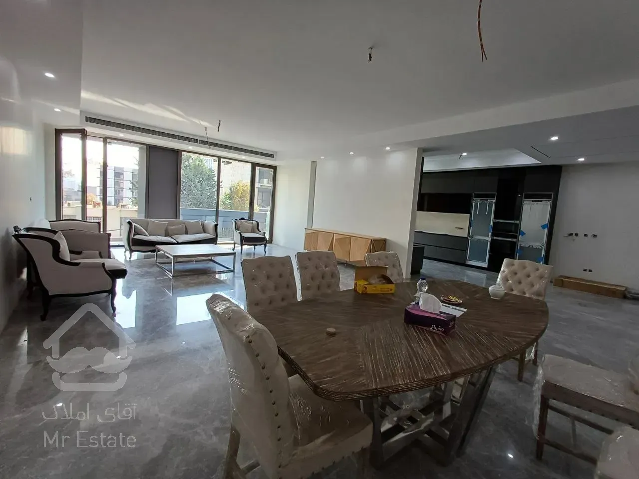 فروش آپارتمان ۲۵۰ متری در محمودیه