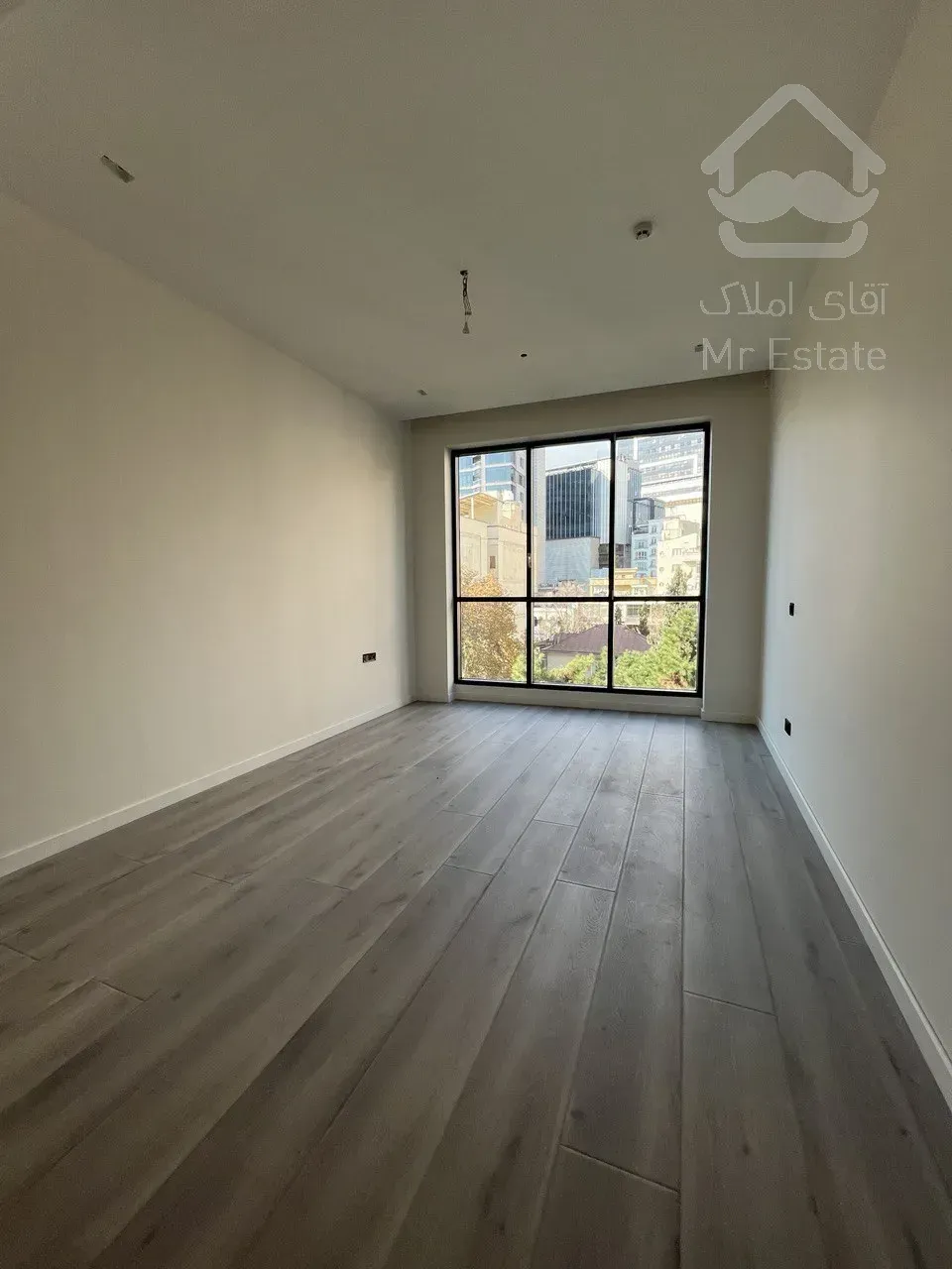 فروش آپارتمان 335 متری در محمودیه