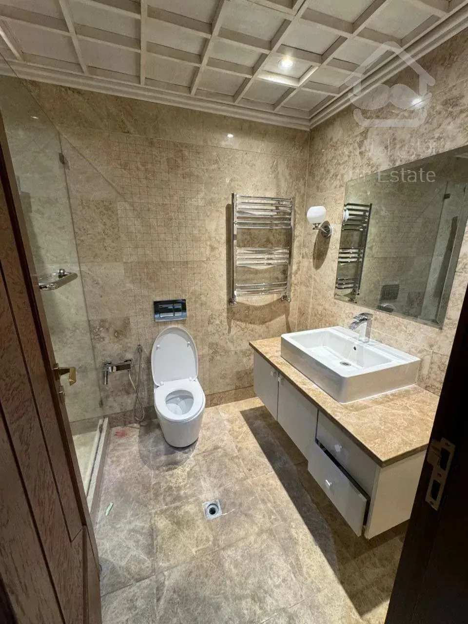 اجاره آپارتمان 200 متری در زعفرانیه