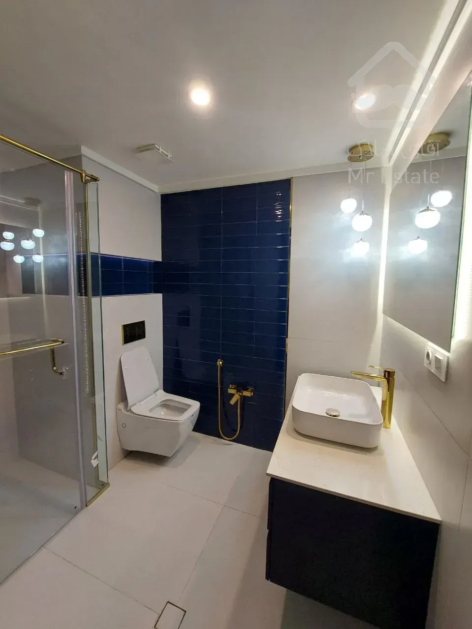 رهن آپارتمان 340 متری در زعفرانیه