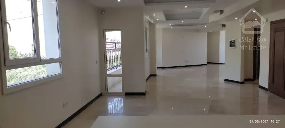 رهن آپارتمان ۱۹۵ متری در ولنجک