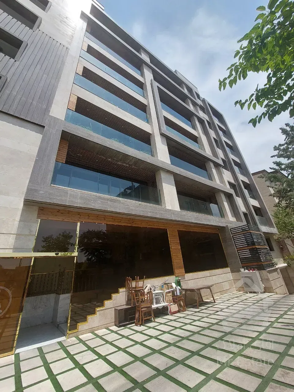 اجاره‌ آپارتمان 130 متری در ولنجک