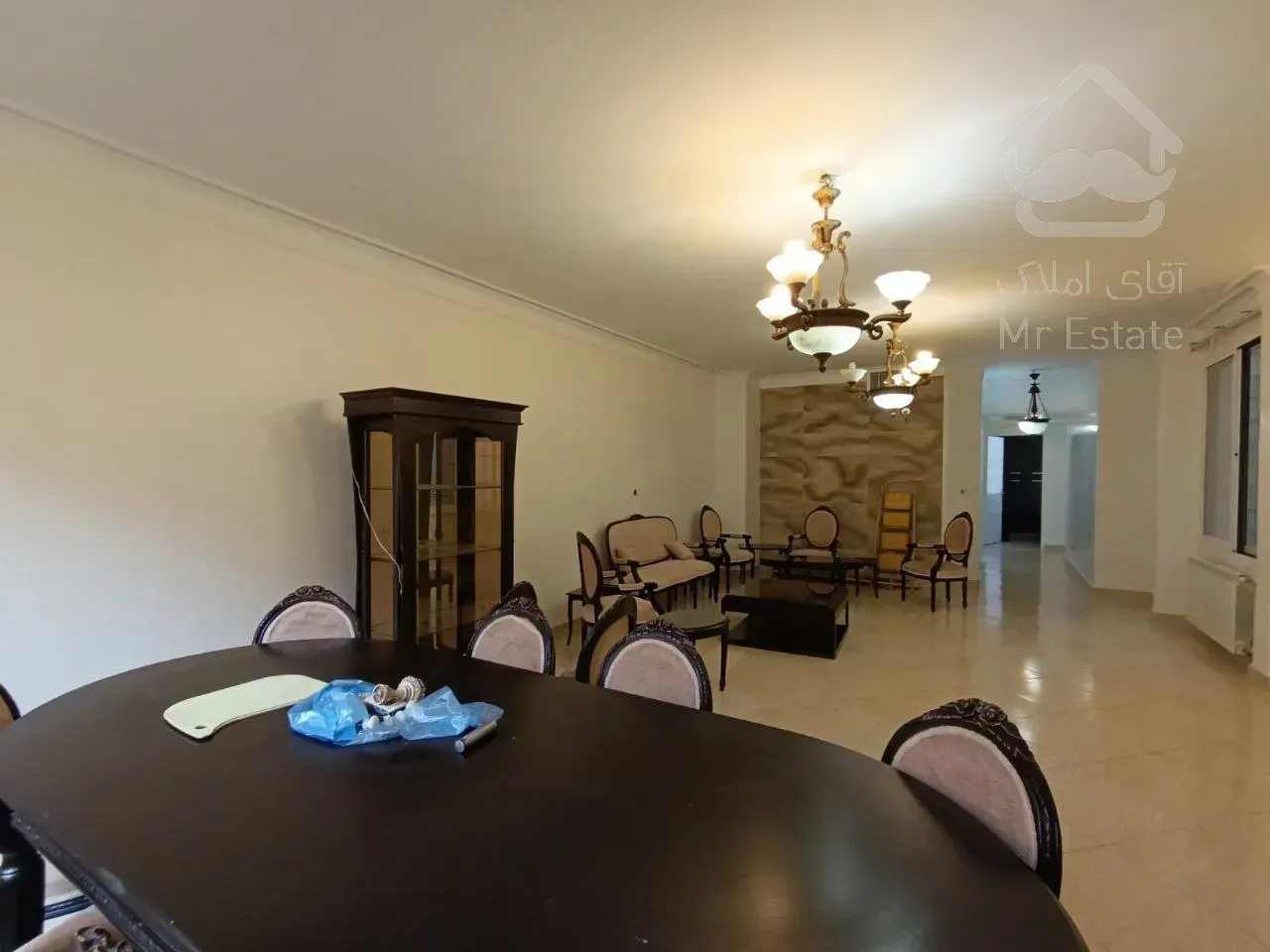 اجاره‌ آپارتمان ۱۳۰ متری در محمودیه