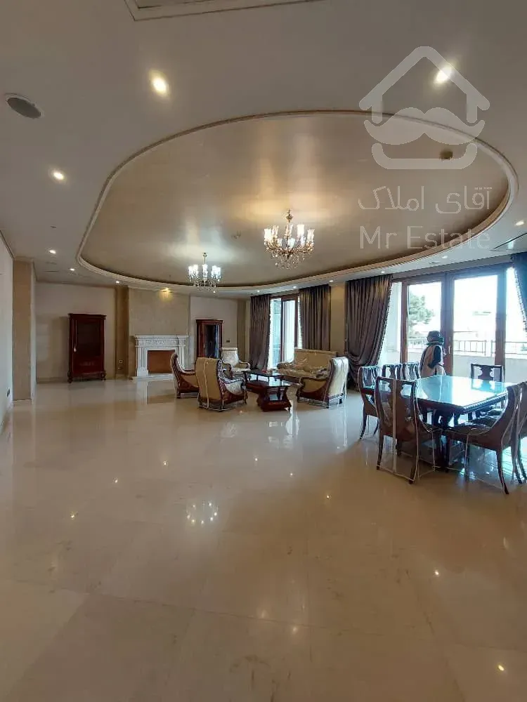 رهن آپارتمان ۳۳۰ متری در زعفرانیه