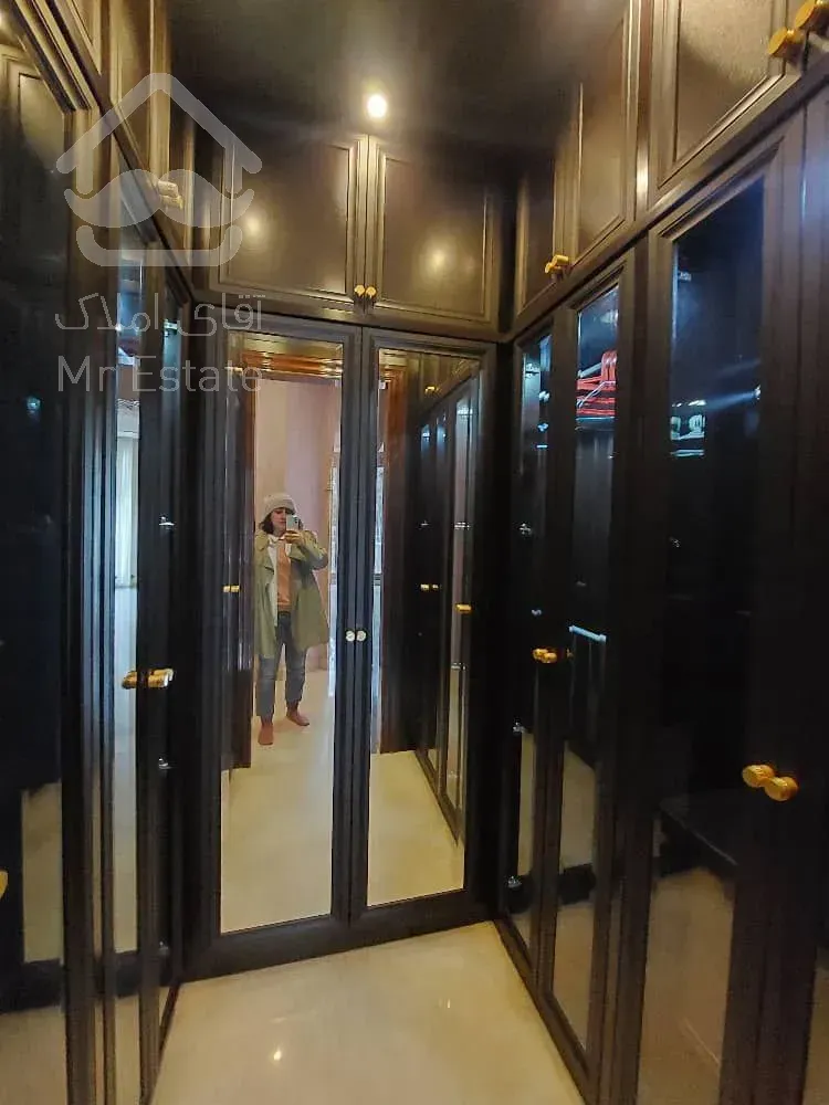 رهن آپارتمان ۳۳۰ متری در زعفرانیه