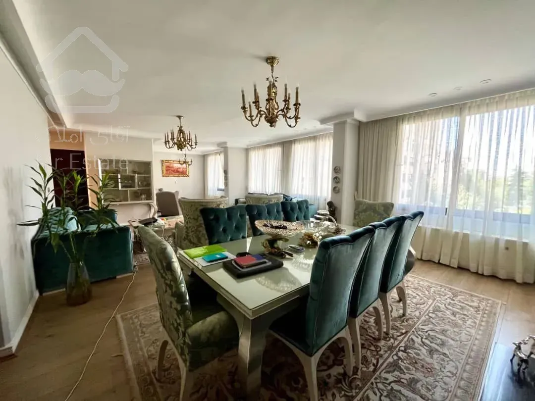 اجاره آپارتمان ۱۹۶ متری در زعفرانیه