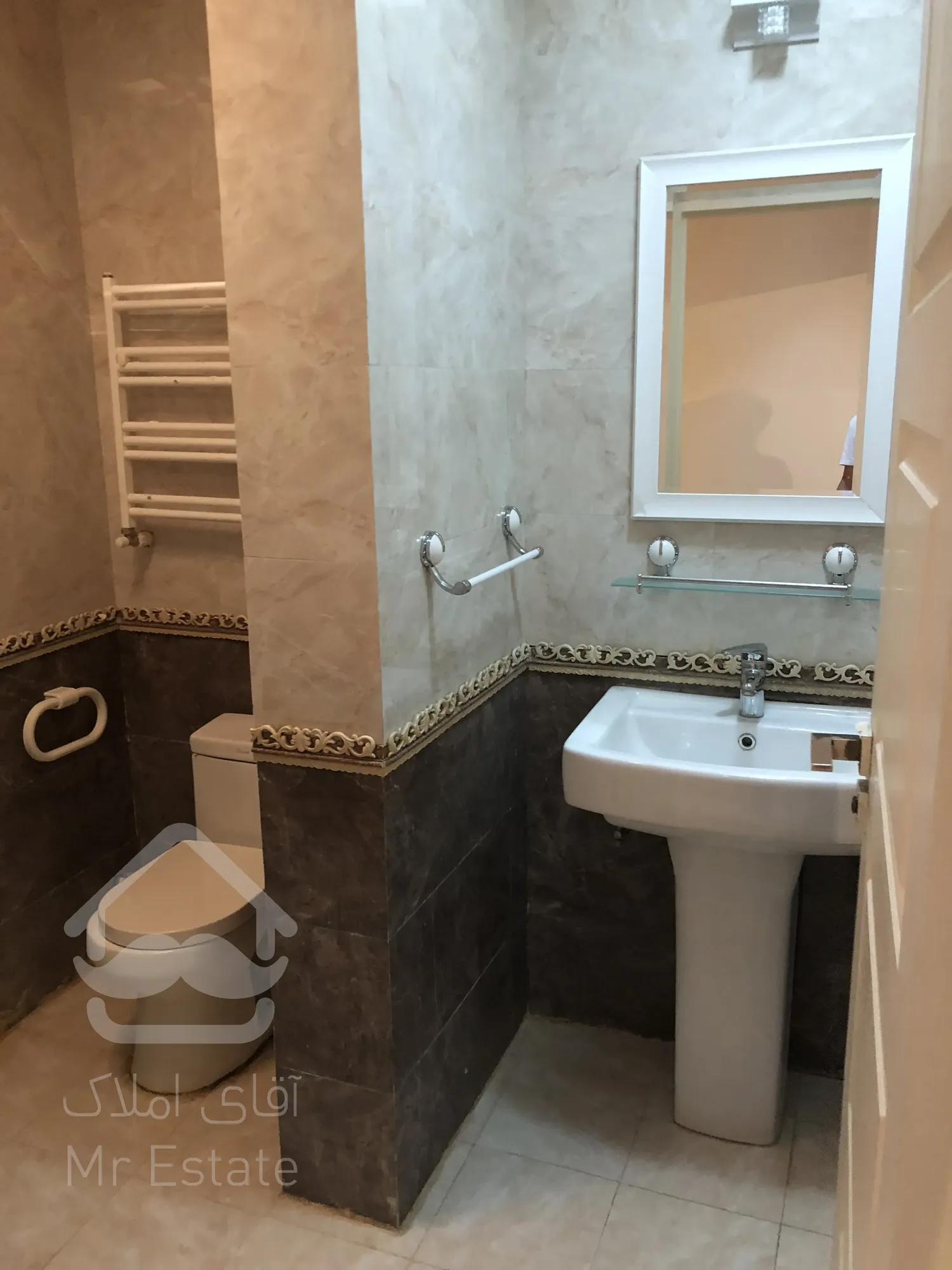 180 متر ۳ خواب