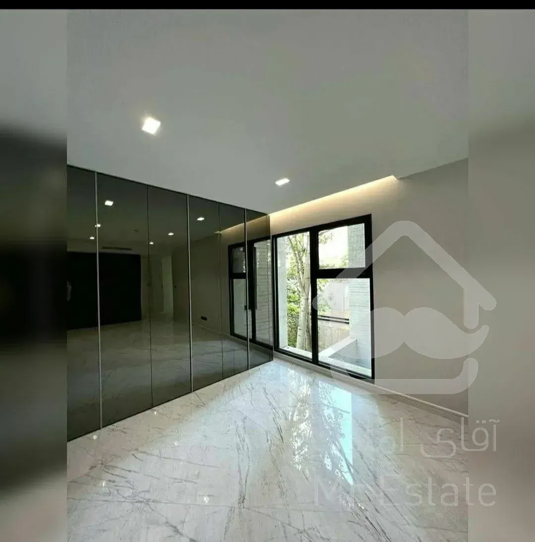 رهن آپارتمان 330 متری در زعفرانیه