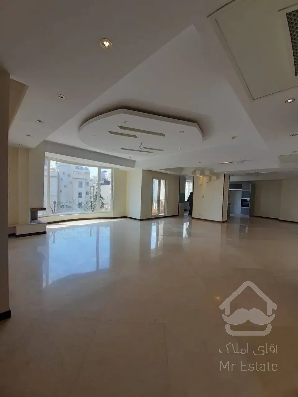 اجاره آپارتمان ۲۱۱ متری در زعفرانیه