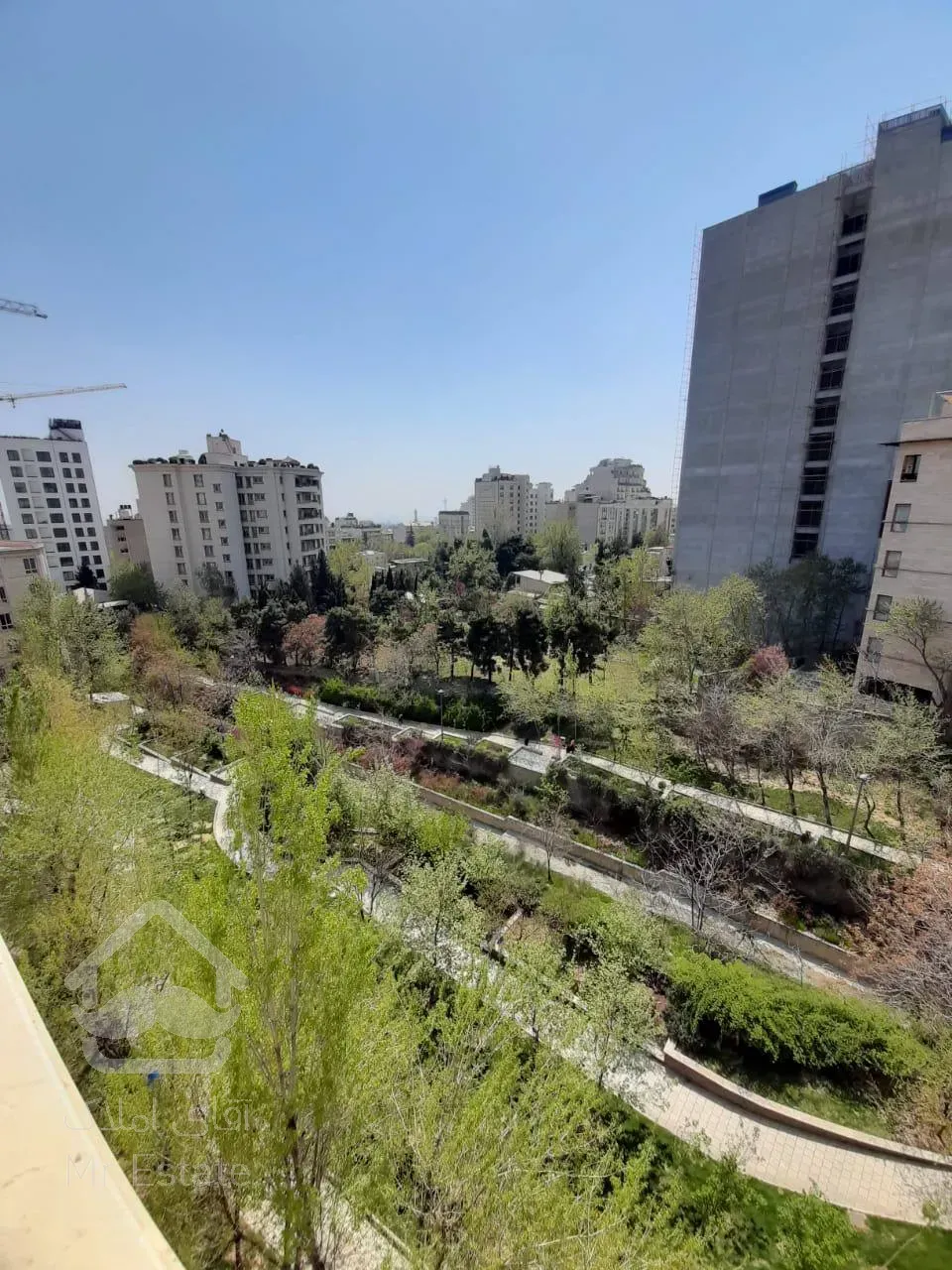 اجاره آپارتمان ۲۱۱ متری در زعفرانیه