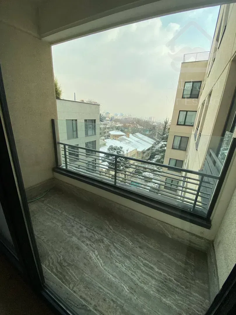 رهن آپارتمان ۲۲۰ متری در زعفرانیه